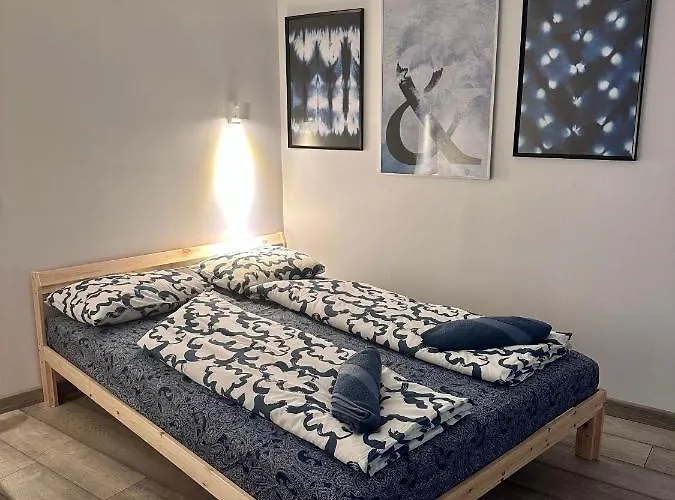 Апартаменты The Rainbow 8 *